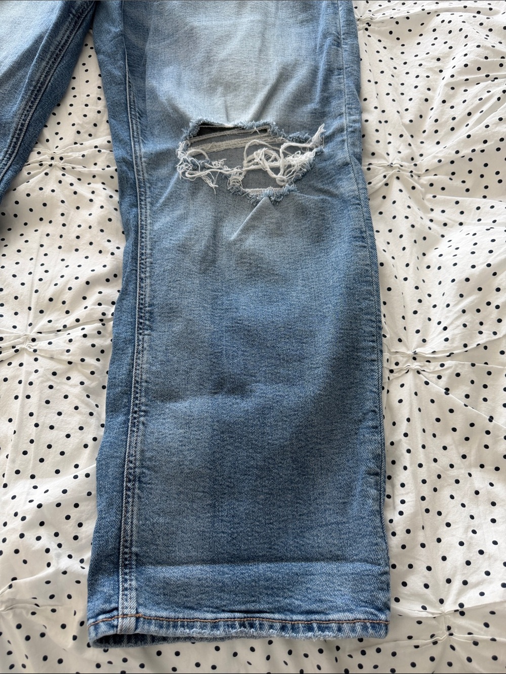 American Eagle Outfitters Light Blue Distressed Curvy Straight Jeans - Picture 4 of 10